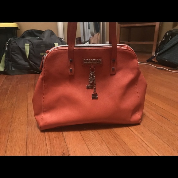 Kenneth Cole Purse - Picture 3 of 3